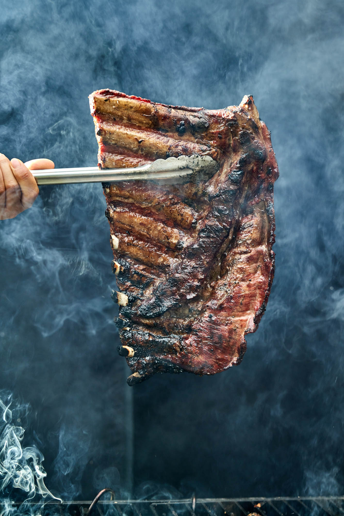190504_HARTWOOD_OUTDOOR_KITCHEN_SHOOT_03_HARTWOOD_SPICED_GRILLED_SPARE_RIBS_106