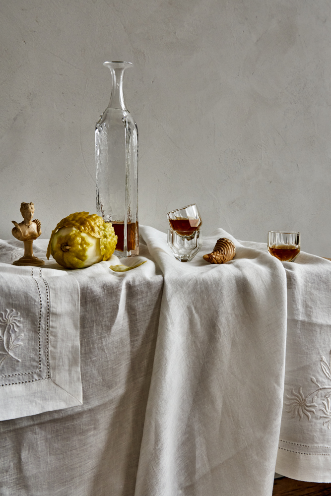 211102_TabletopShoot_GentlHyers__02__11_Still_life_Collections_Glassware_246